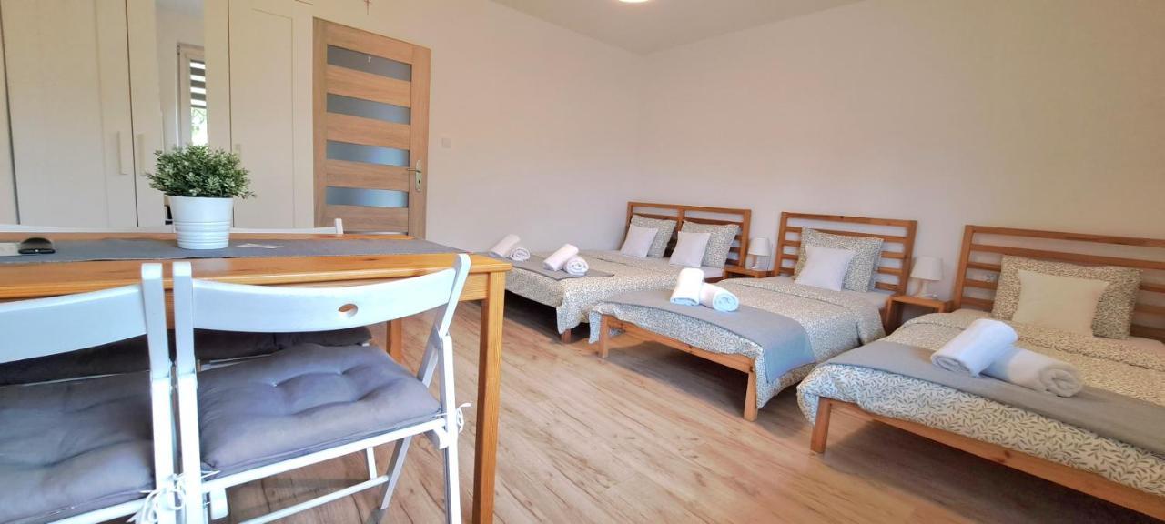 Pokoje I Apartamenty Na Szkolnej Zator Esterno foto