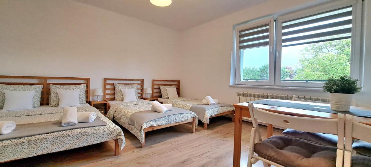 Pokoje I Apartamenty Na Szkolnej Zator Esterno foto